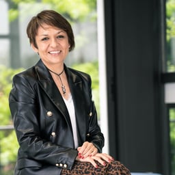 Silvia  Palacios Flores