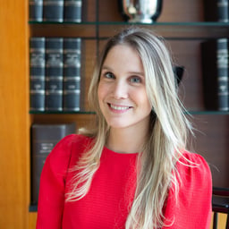 Nicole Mourgues L. 