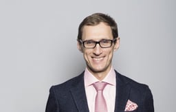 Roger Gladei, Managing Partner