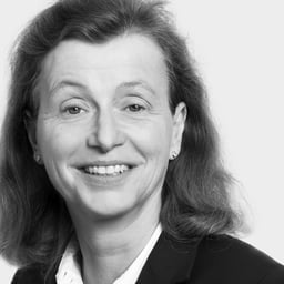 Christine Lingenfelser, LL.M. (London School of Economics) 