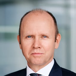 Morten F Krohnstad