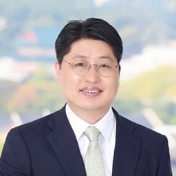 Yang-Su Moon