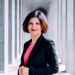 Nino Suknidze