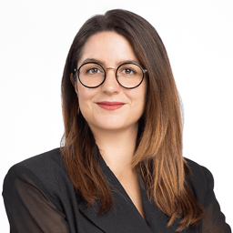 Julia  Bruzzese