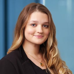 Isabella  Zuill-McKenzie