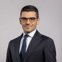 Nicholas  Niola