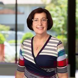 Stephanie Sharron
