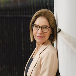 Jenny  Beck KC (Hon)