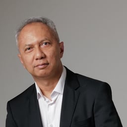 Yuni Rusdinar