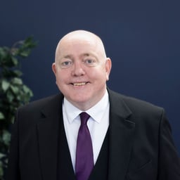 Clive Thomas