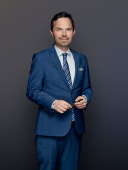 Tommy Angermair, Partner logo