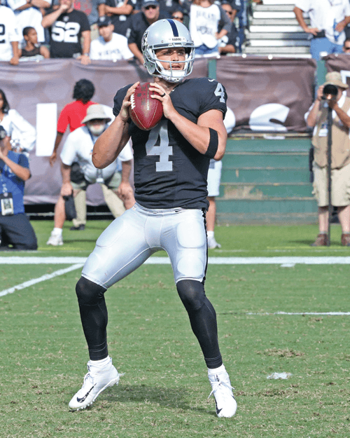 image of Derek Carr Oakland Raiders