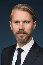 Eric Johnson photo