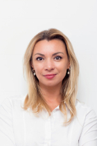 Julia Tirazona photo