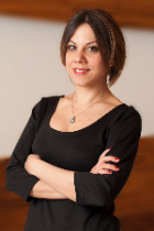 Hande Hançar photo