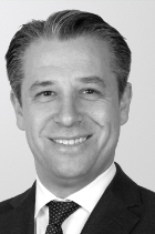 Nils-Alexander Weng, Partner photo