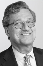 Ralph W. Hummel photo