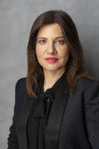 Irina Moinescu photo