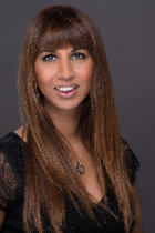 Simran Gupta photo