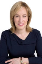 Caitlin Halligan photo