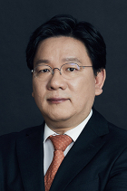 Young Soo KIM photo