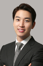 Seung Ik Lee photo