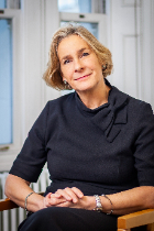 Susan Philipps photo