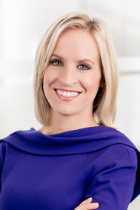 Danielle Oakley photo