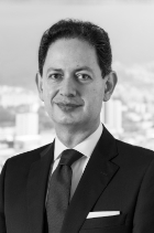 Xavier Rosales photo