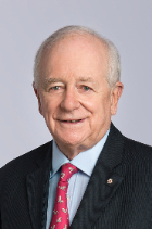 Yves Fortier KC photo