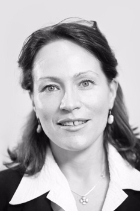 Esther Schutzer-Weissmann photo