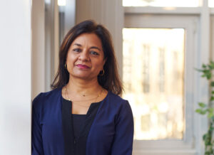 Alka Kharbanda photo