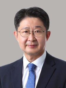 Dong Soo Lee photo